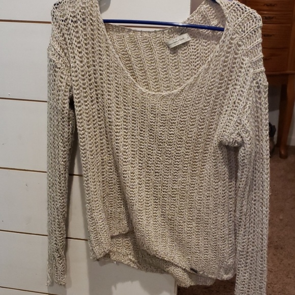 Too big - Picture 3 of 3